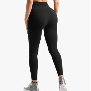 Soft, high waisted, tummy controlled leggings